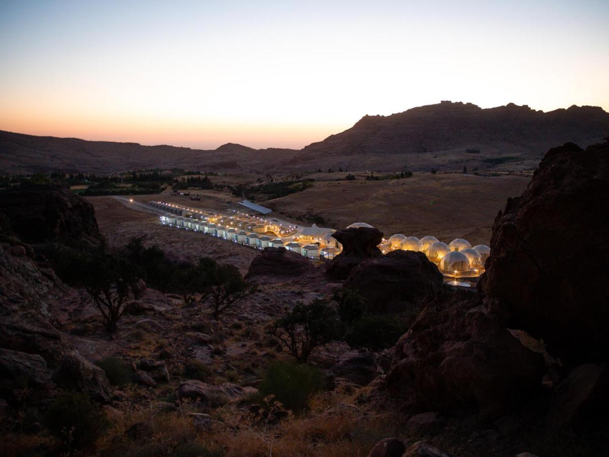 The Rock Camp Petra Hotel วาดี มูซา ภายนอก รูปภาพ