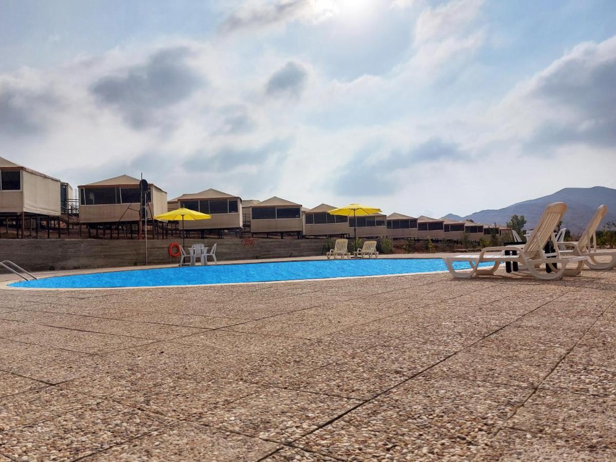 The Rock Camp Petra Hotel วาดี มูซา ภายนอก รูปภาพ